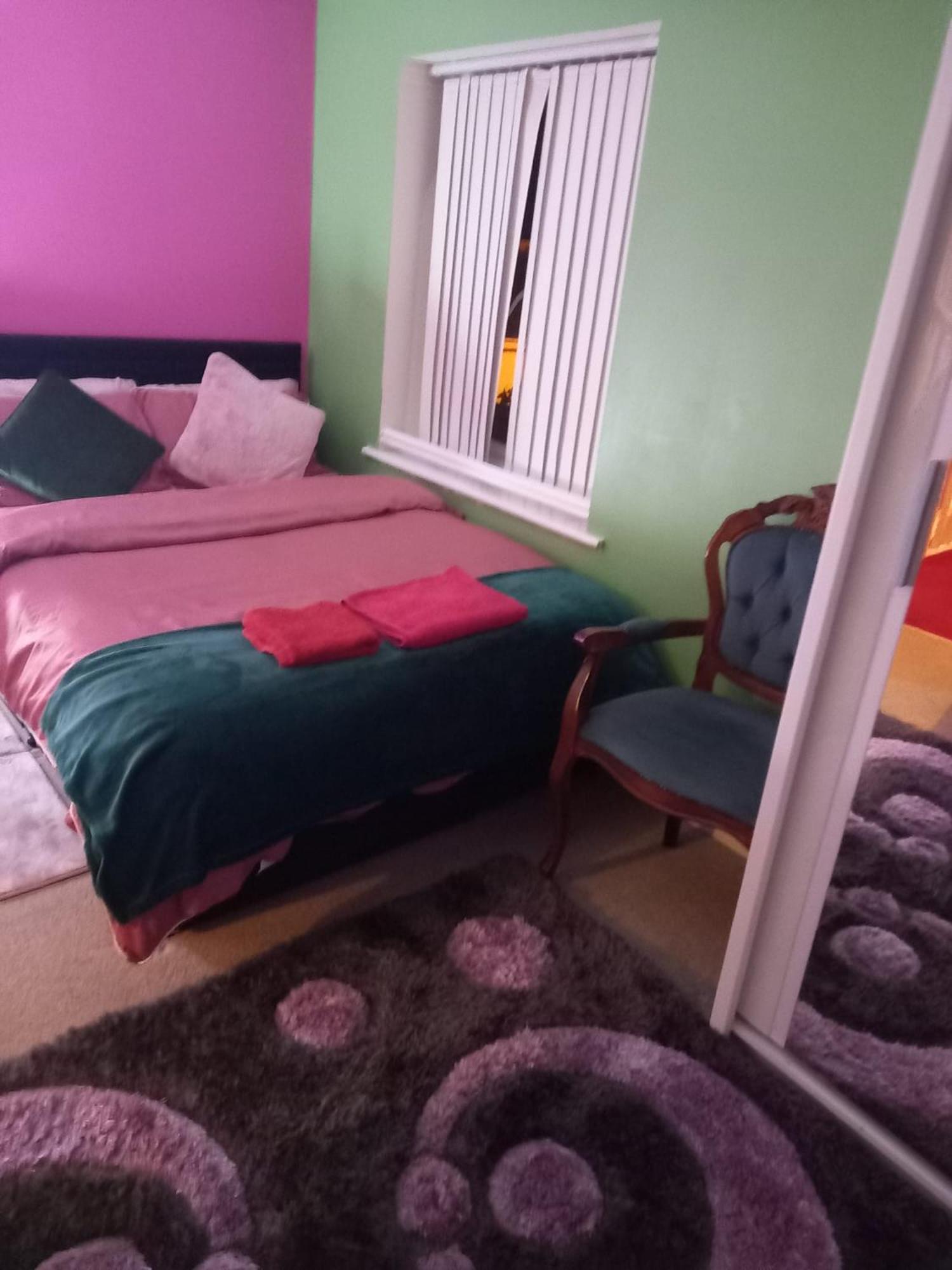 Luxury Room In Walsall Bloxwich Экстерьер фото