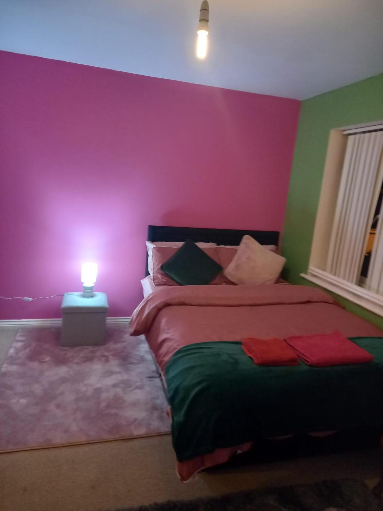 Luxury Room In Walsall Bloxwich Экстерьер фото